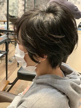 フラココ 神楽坂(hurakoko kagurazaka) 【猪俣望】クセを生かした丸いショート