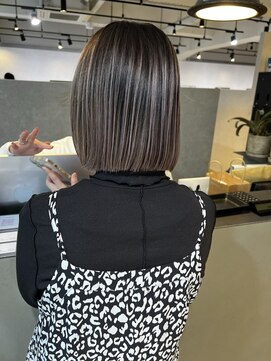 メリー オオサカ(Merly Osaka) バレイヤージュ/似合わせカット