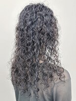 モリオ(morio) *ソバージュカーリーヘアハードパーマスパイラルパーマロング