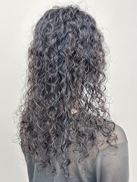 モリオ(morio) *ソバージュカーリーヘアハードパーマスパイラルパーマロング