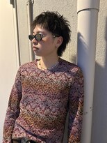 ピア ヤクイン(Pia Yakuin) スパイキーウルフ/スパイキーショート/テーパーフェード
