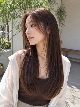 バグズ(Baguz) 髪質改善シースルーバング韓国風美髪レイヤーロング