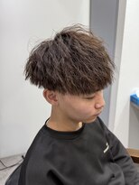 バイコーリング(By THE CALLiiiNG)&nbsp;縦落ちツイストパーマ