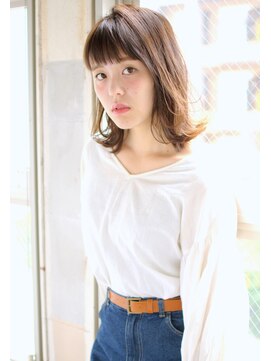 ミュージアム(MUSEUM) ■MUSEUM■フェザーバングの外ハネミディアム☆