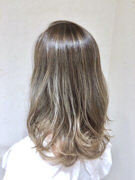 フェリア 渋谷(Feria) 《filo by Feria渋谷》ドレスグレージュ☆ ”Sota Tawara”