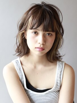 ザビー(THE B) ふわっと可愛く◎肩上ミディ