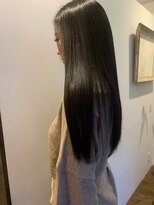 ザ ラボ アングゥ(The Labo ungu) silky glossトリートメント