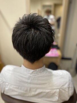 ヘアサロンアンドヘアメイクディー(hair salon hair make D) 仙台D スーツスタイルさわやかショート×ライトジェットstyle