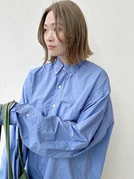 ラヴィズム(LUVISM) 10代20代30代ミルクティーベージュダブルカラーブリーチ新潟万代