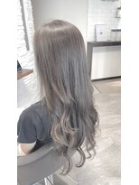 リリ(RiRi)&nbsp;透き通るグレージュロング