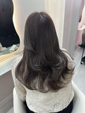 ラビス 池袋(Lovis) ワンレン/ネビージュ/エクステ/インナーカラー/韓国/池袋