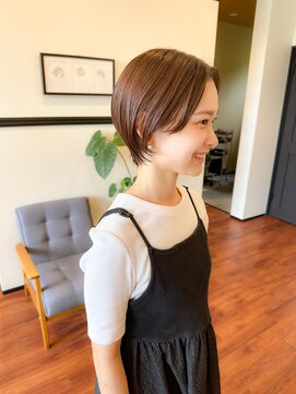 スリーバイザサロン(THREE by the salon) コンパクトショート