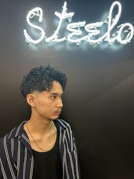 スティーロ 渋谷(Steelo) スパイキーショート