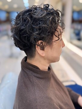 ザビー(THE B) 本八幡×メンズショート×パーマスタイル