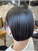 切りっぱなしミニボブ 