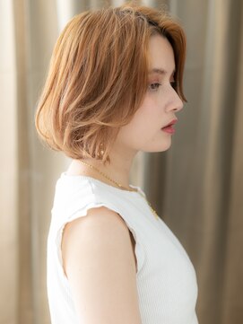 カバーヘア ブリス 上尾西口店(COVER HAIR bliss) かきあげバングハイトーンカラーワンカールボブY上尾20代30代