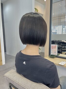 レム 長町店(L.E.M) ぱつっとボブ《三浦翔》