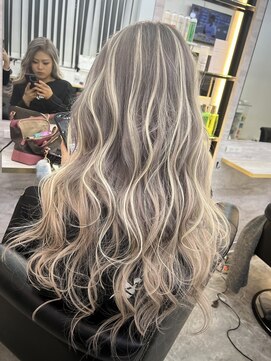 ラピス 千葉(Lapis) グレーアッシュホワイトハイライト