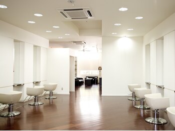 サロン ド リブレの写真/【山口/ゆめタウン前】妥協しない技術をマンツーマンで。年齢を重ねた今だから似合う上質なトレンド提案を*