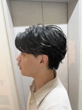 コワファーストナガサキシャンプーボーイ(COIFF1RST NAGASAKI SHAMPOO BOY) フェザーパーマ　メンズサロン　ショート　カット　韓国　長崎