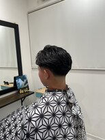 キューカンバー(CUCUMBER) メンズ【テーパーフェード×アップバング】