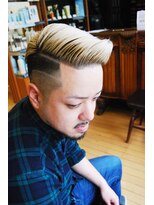 ベル(BELL)&nbsp;刈上げのグラデーションにラインでクール☆【BELL桜新町/用賀】