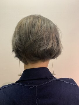 パティオン(PATIONN) ブリーチ後にアッシュグレージュをのせて☆ショートスタイル☆