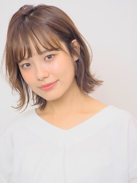 エコロジカルグローブス(ECOLOGICaL GLOBES) 柔らかオレンジベージュの肩上ハネボブ