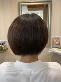 ショートボブ