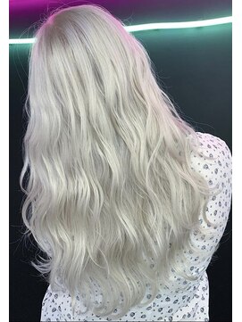 ローグ(LOGUE) 【LOGUE】外国人風ホワイトブロンド