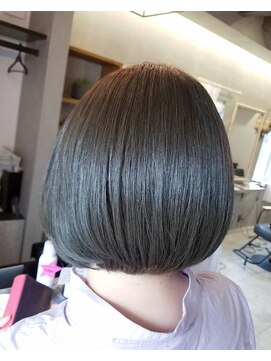 プリームヘアーホワイト(Pleame hair WHITE) イルミナカラースターダスト☆