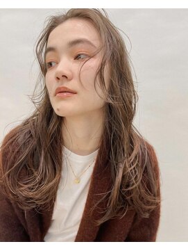 ナル(nalu.) くせ毛風パーマ / ロングパーマ