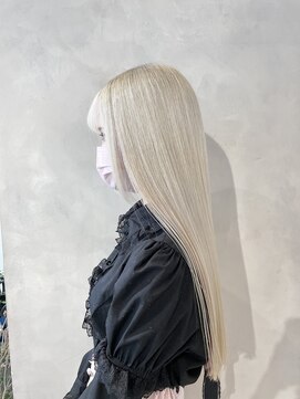 エイト ヘアサロン 渋谷本店(EIGHT) ホワイトカラー　e36