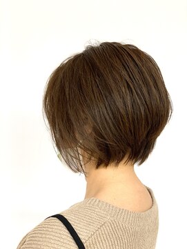 クオリス 上板橋店(QUALIS) 20代30代40代/大人可愛い前下がりショートボブ/ベージュ系カラー