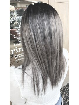 トリニティ(trinity) アッシュブラック・ディープグレー・ブリーチカラー透明感カラー