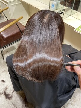 ロロ(ro-ro) 【恵比寿 ro-ro】乾かすだけでまとまる潤艶髪