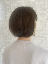 ビーケアーズ(be-cares)&nbsp;ミニボブ×オリーブベージュカラー