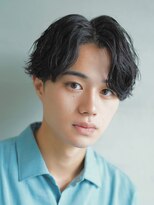 フィフス 渋谷(fifth)&nbsp;センターパート波巻きスパイラルパーマツイストスパイラルパーマ