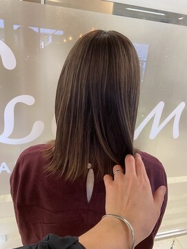 ヘアースペースブルーム ヒーロー 園田店(HAIR SPACE BLOOM hero) 【園田/ミルクティーベージュ】ブリーチカラー