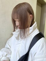 グリット(Grit) インナーカラー×切りっぱなしボブ