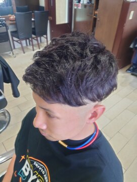 グルーマーズトウキョウ(GROOMER/S TOKYO) 【GROOMER/S 丸山】 フェードカット メンズスタイル