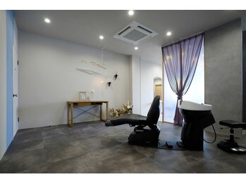 ピーロ(piilo)の写真/都心部や関西圏で話題のサロン専売!イオンコネクト・トリートメント"アマトラ メゾフォルテ"導入