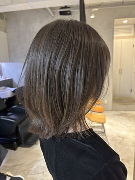 エリマ 調布(elima) レディースミディアムボブ顔周りレイヤーショコラブラウン