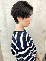 ラウンジ モリオ イケブクロ(Lounge MORIO Ikebukuro)&nbsp;池袋ショート大人黒髪ハンサムショートセンターパート30代40代