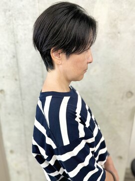 ラウンジ モリオ イケブクロ(Lounge MORIO Ikebukuro) 池袋ショート大人黒髪ハンサムショートセンターパート30代40代