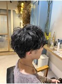ラフに色気　メンズパーマ