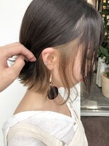 salon de MiLK 札幌大通店【サロン ド ミルク】 さりげなく染めるハイトーンインナーカラー