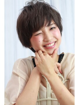 フェリシータ 総持寺店(felicita) アッシュベージュのボブショート