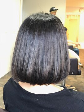 アリア トータルビューティー(Aria total beauty) グレージュボブ