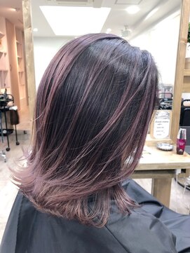 ジゼル(gisele) バレイヤージュ